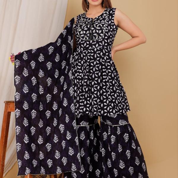 Style: Anarkali Kurti and Palazzos