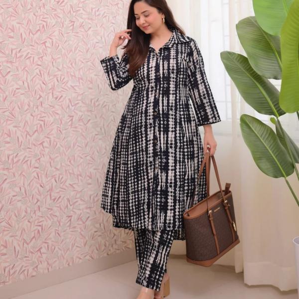 "Elegant Black Tie-Dye Kurta Set"